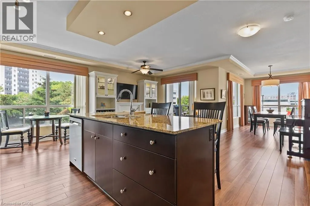 539 BELMONT Avenue W Unit# 208, #208
