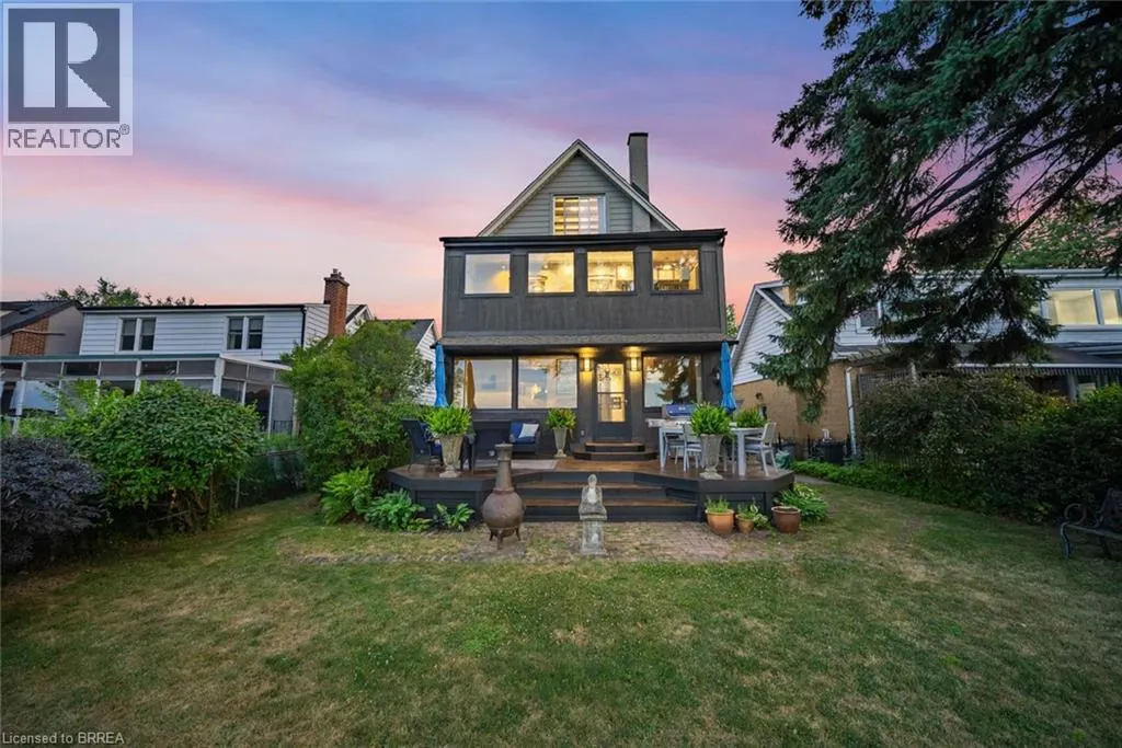 47 MOUNTAIN PARK Avenue