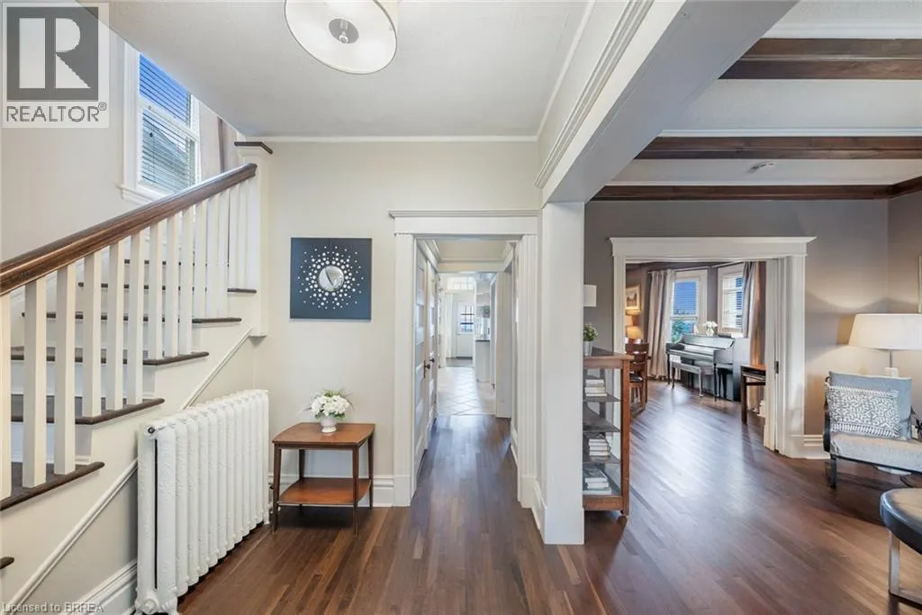 47 MOUNTAIN PARK Avenue