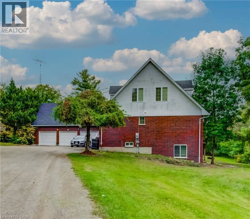 685 BRIARDEAN Road Unit# Lower, #Lower