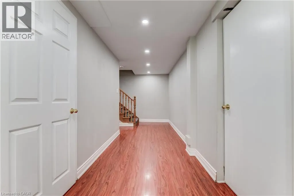685 BRIARDEAN Road Unit# Lower, #Lower
