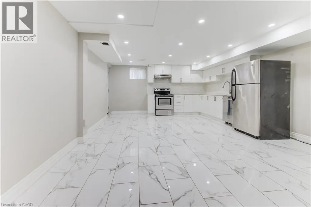 685 BRIARDEAN Road Unit# Lower, #Lower
