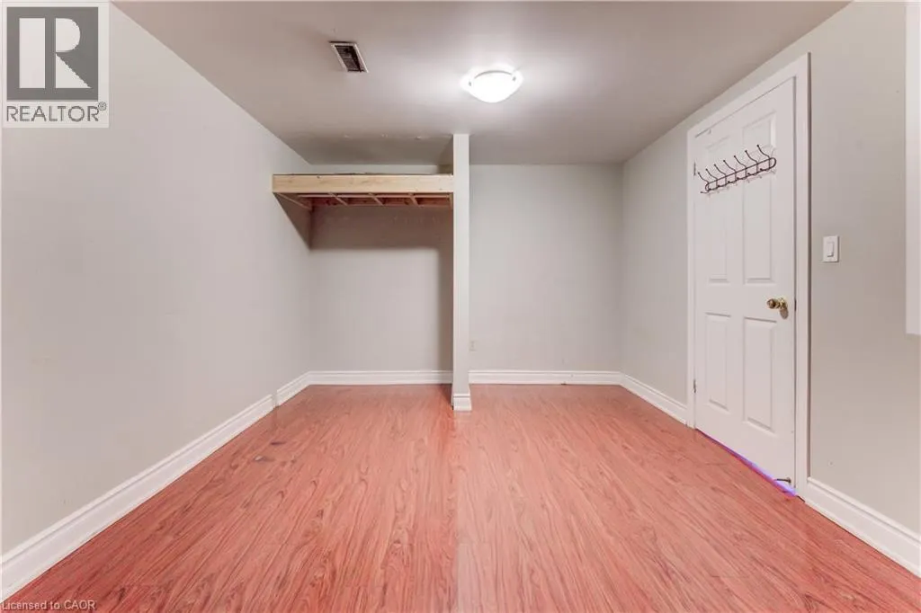 685 BRIARDEAN Road Unit# Lower, #Lower