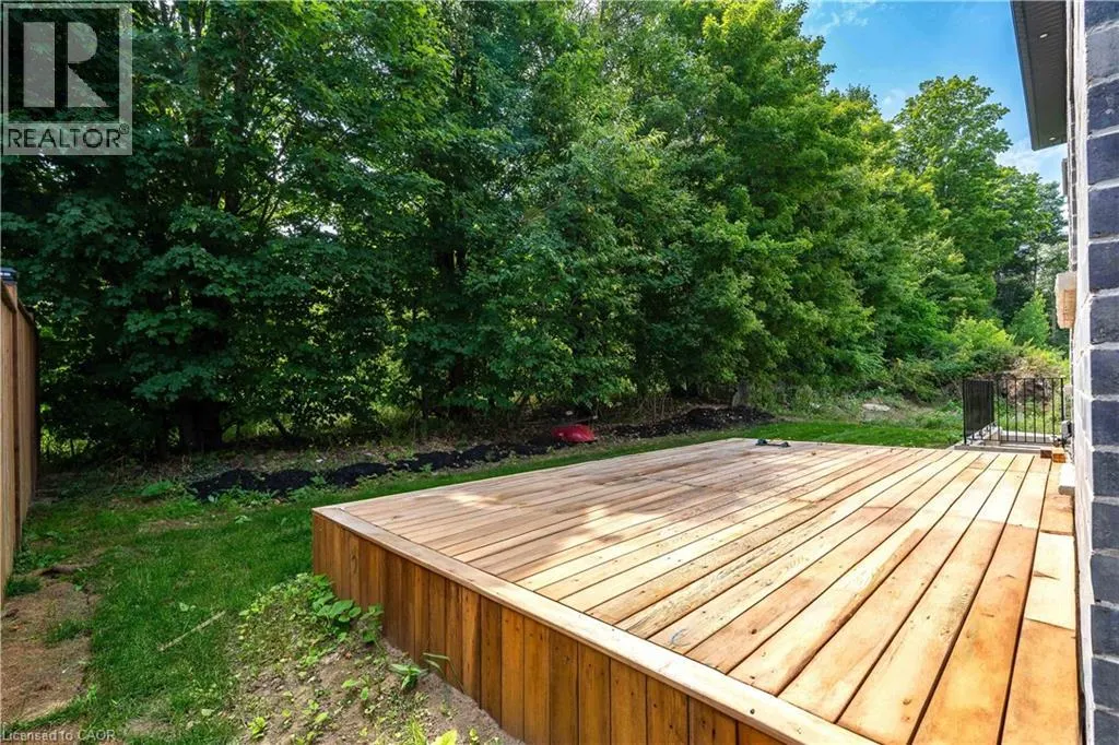 25 SUNVIEW Drive