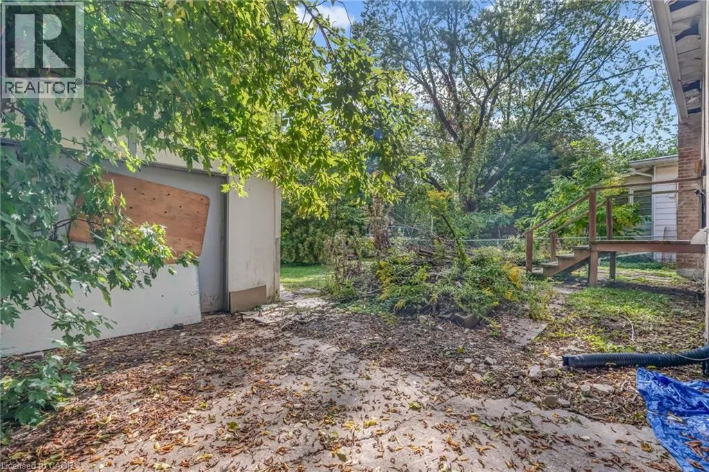 63 MINNEWAWA Road