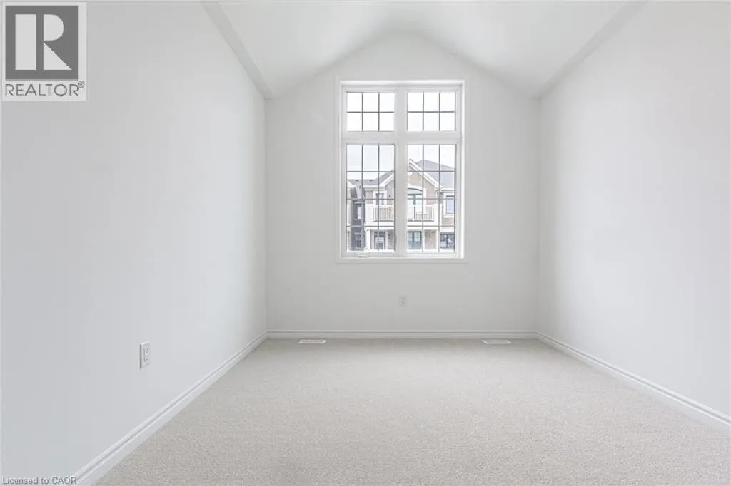 1832 THAMES Circle