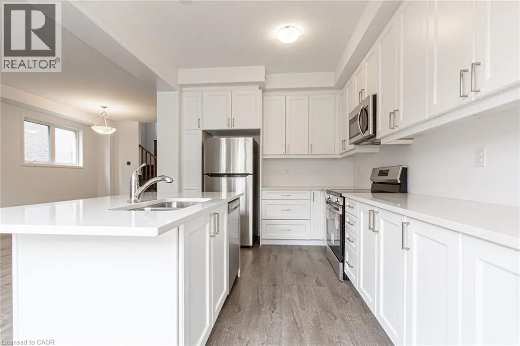 1832 THAMES Circle
