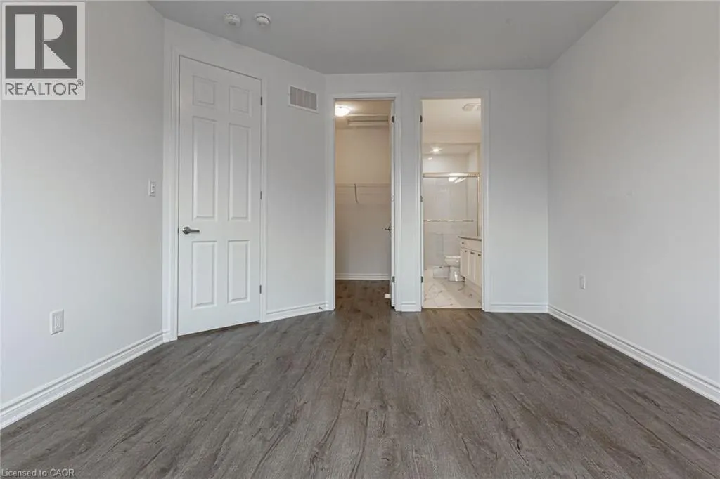 1832 THAMES Circle