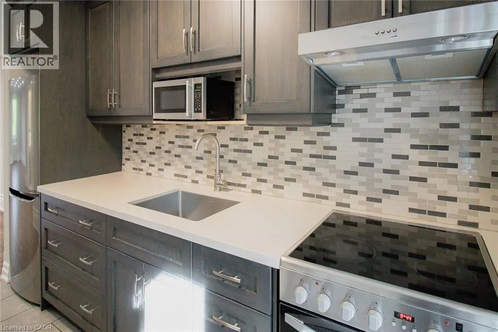 875 MILLWOOD Road Unit# 2B, #2B