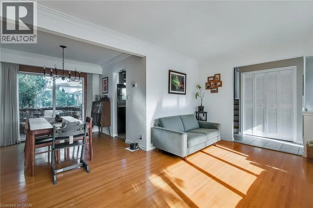78 DEVERE Drive