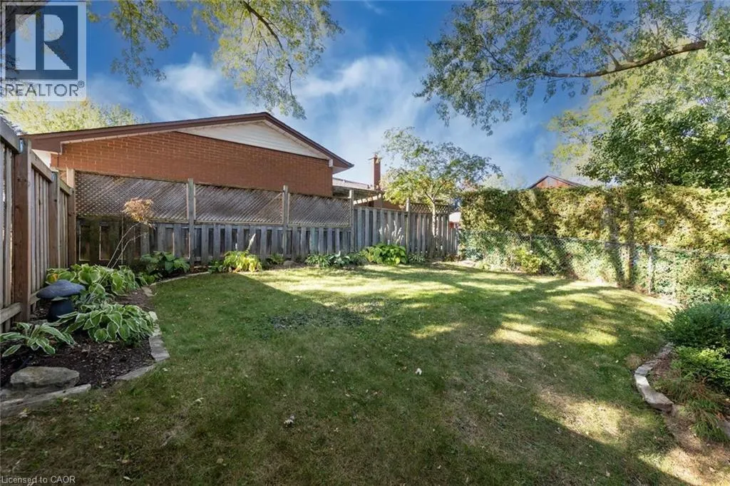 78 DEVERE Drive