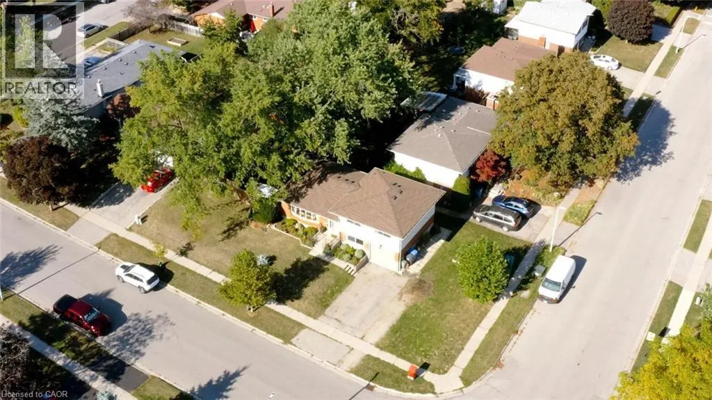 78 DEVERE Drive