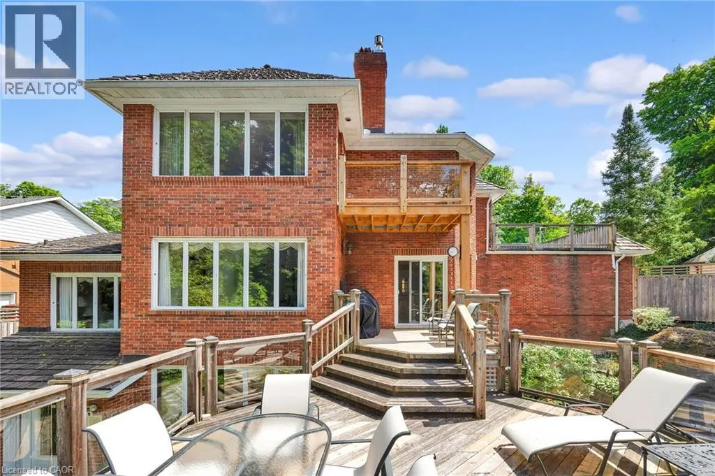 32 MAPLE HILL Drive