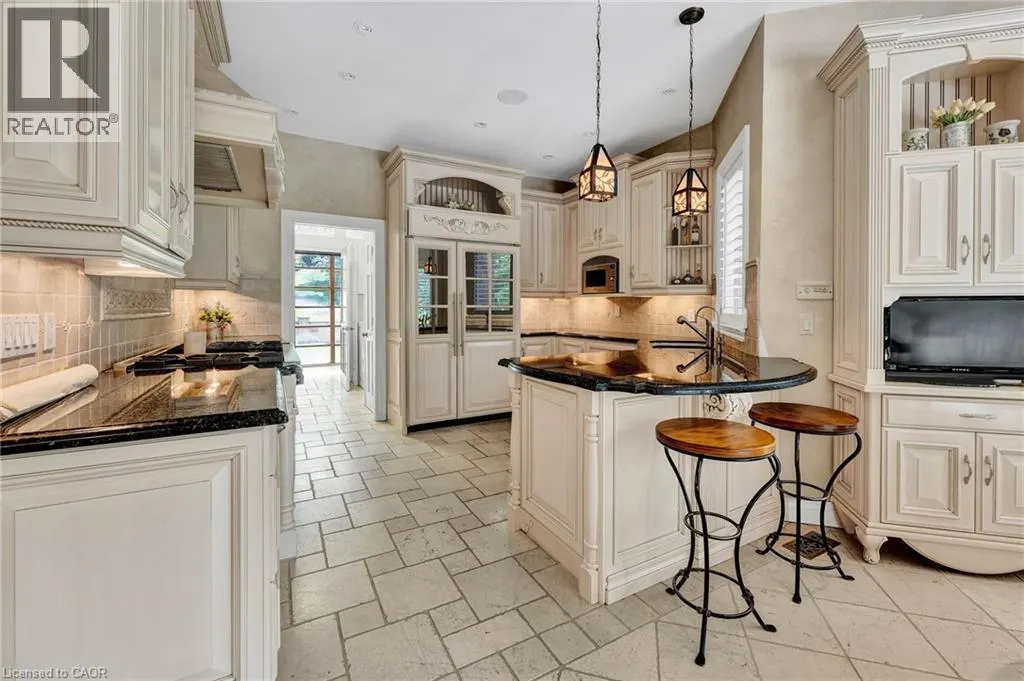 32 MAPLE HILL Drive