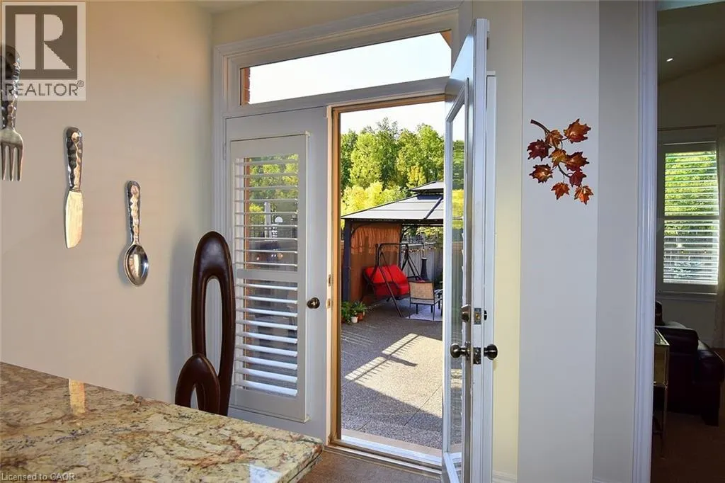 12 DEGROW Crescent
