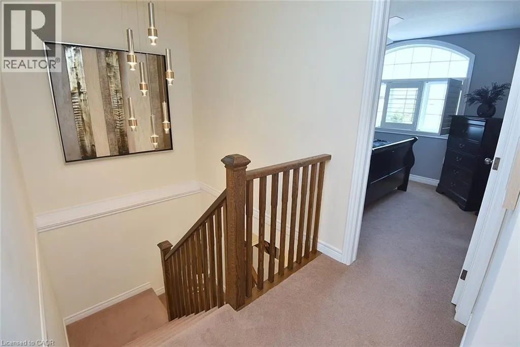12 DEGROW Crescent