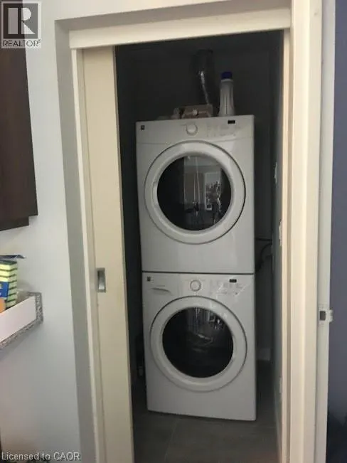 318 SPRUCE Street Unit# 1808, #1808