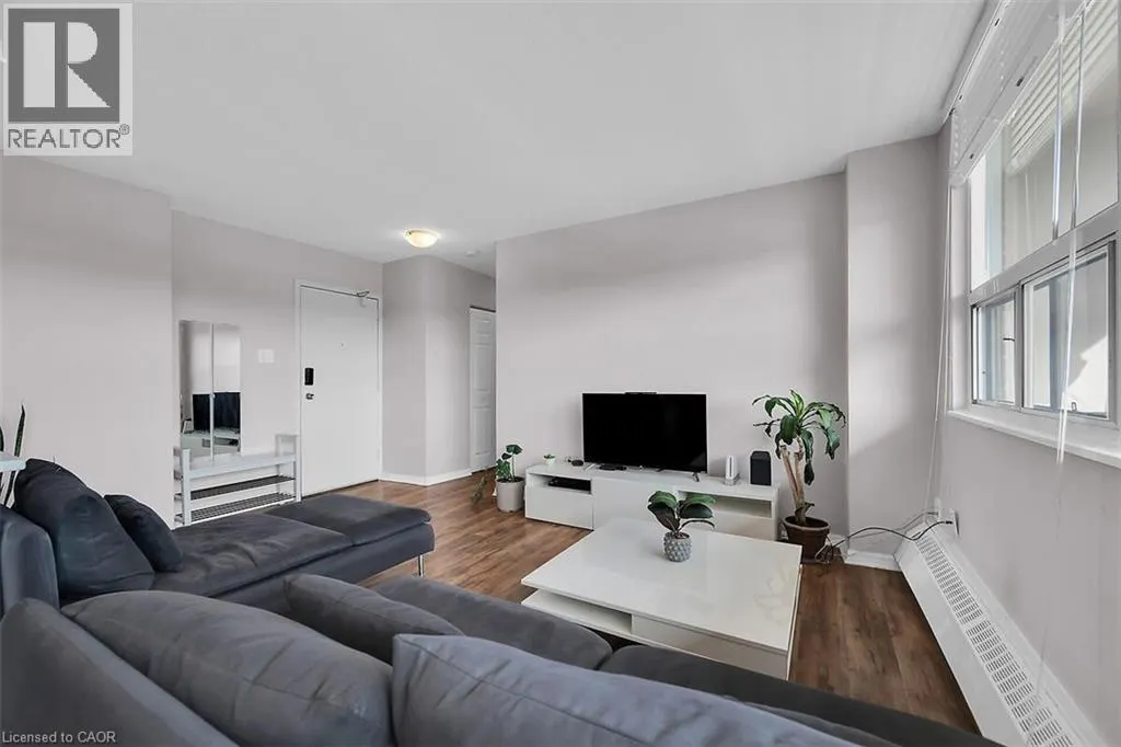 15 ALBRIGHT Road Unit# 811, #811