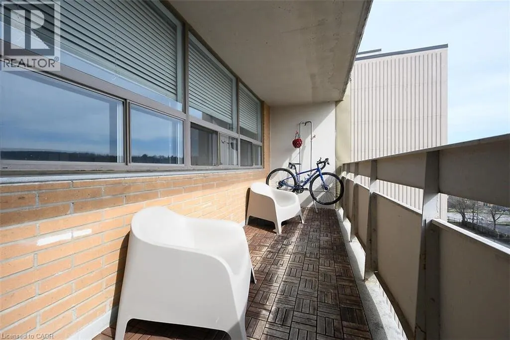 15 ALBRIGHT Road Unit# 811, #811