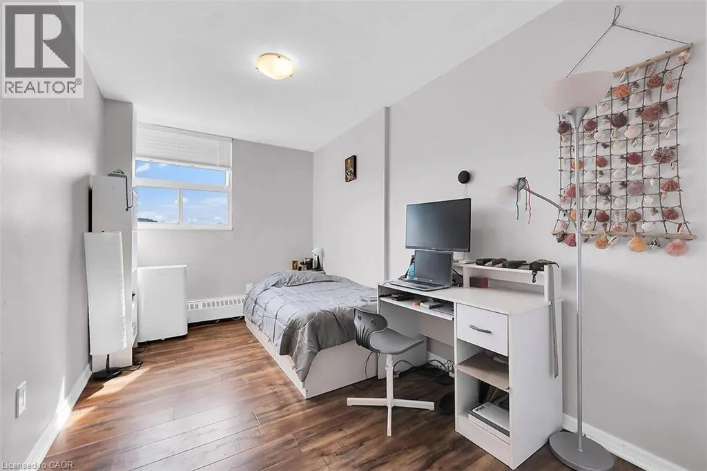 15 ALBRIGHT Road Unit# 811, #811