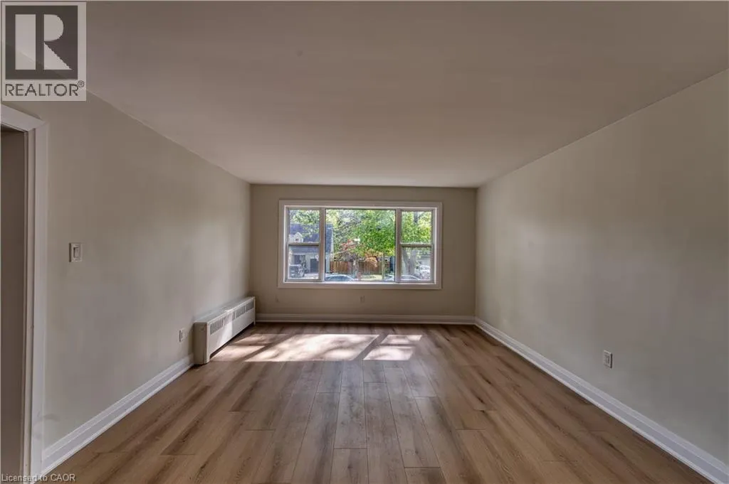 32 PRICE Avenue Unit# 4, #4