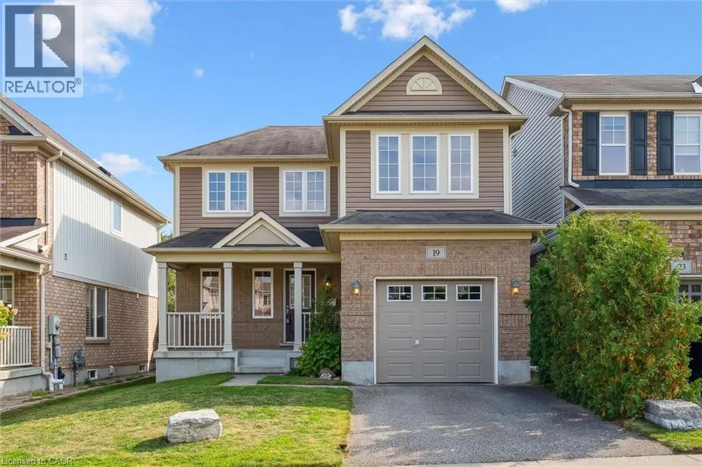 19 HORTON Walk