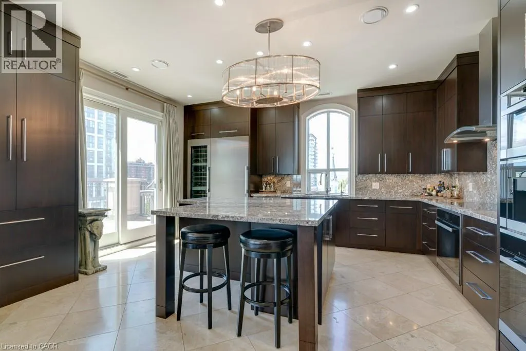 445 ELIZABETH Street Unit# PH1, #PH1