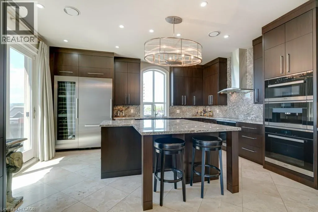 445 ELIZABETH Street Unit# PH1, #PH1