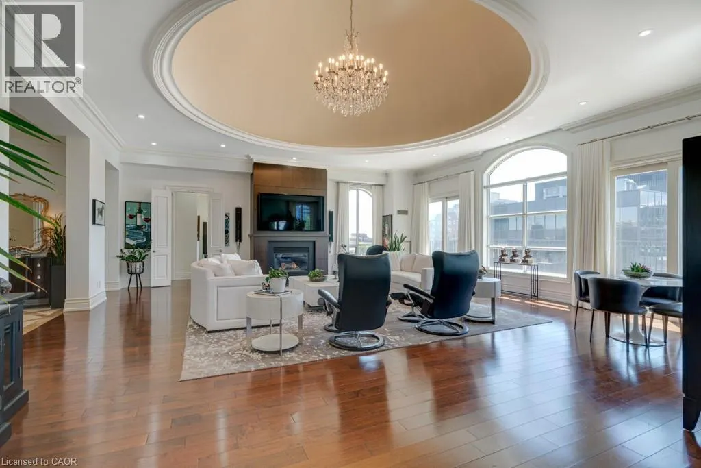 445 ELIZABETH Street Unit# PH1, #PH1
