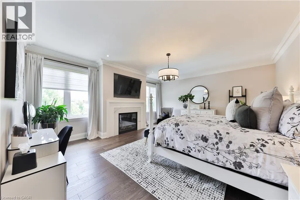 408 SAVILLE Crescent