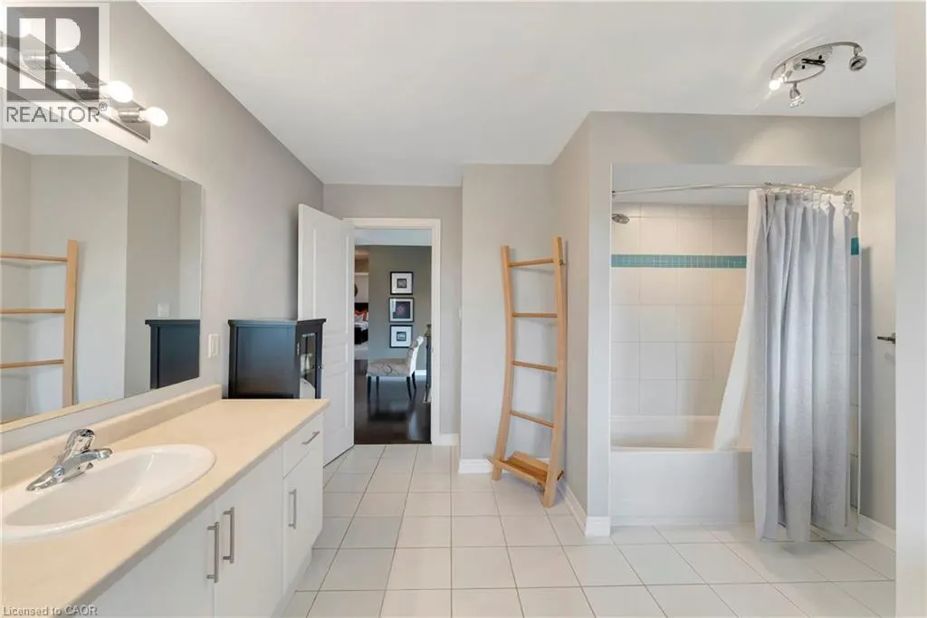 349 VALRIDGE Drive