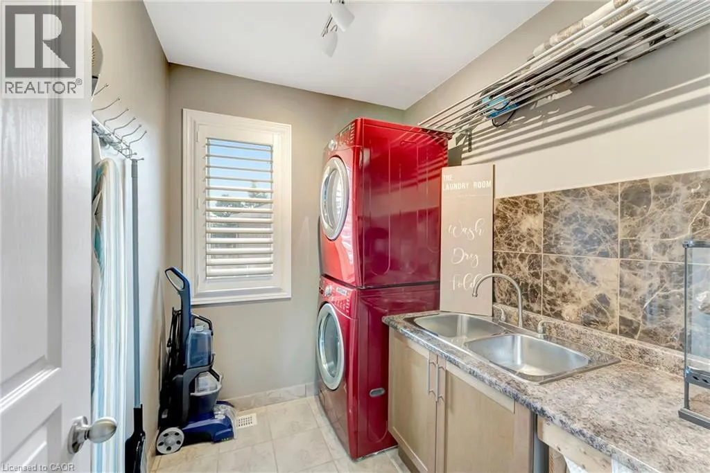 349 VALRIDGE Drive