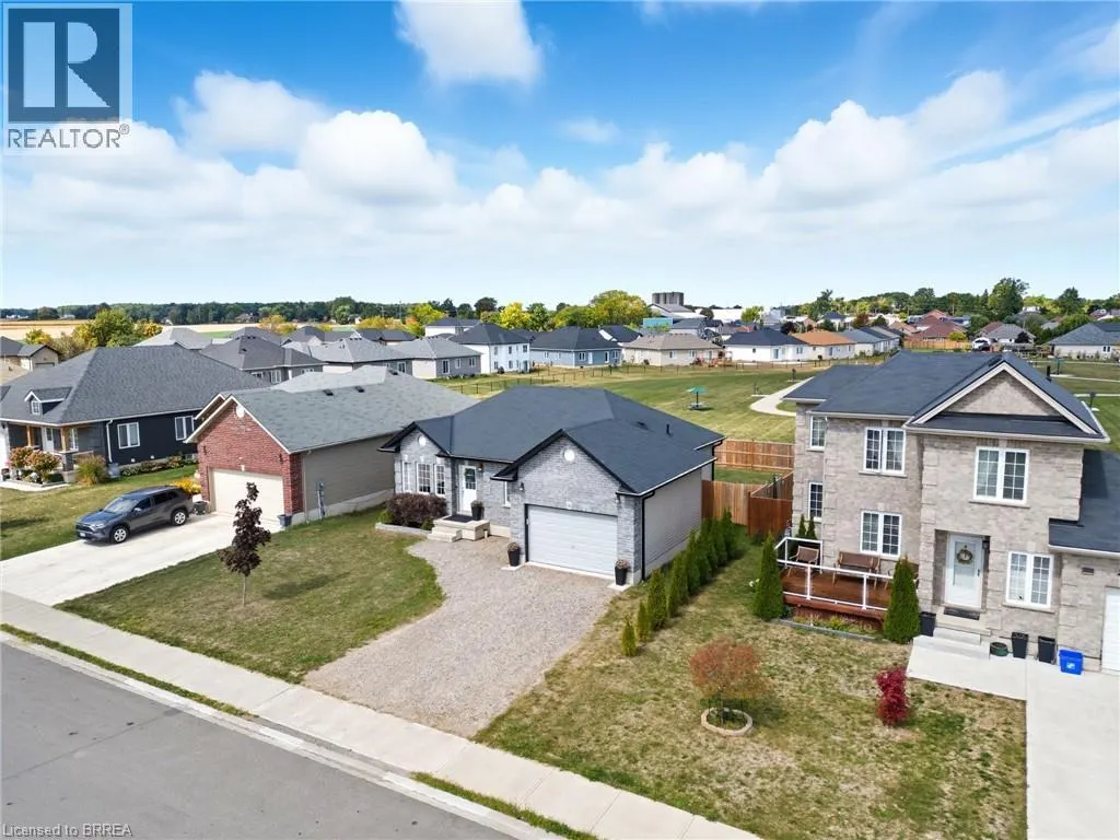 18 DENNIS Drive