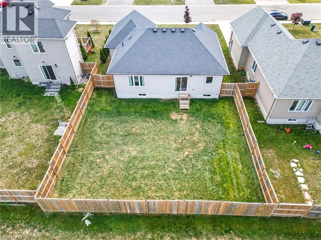 18 DENNIS Drive