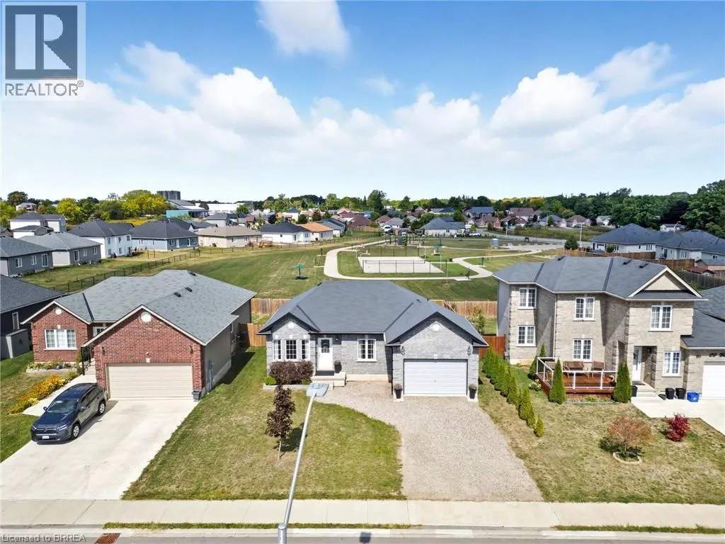 18 DENNIS Drive