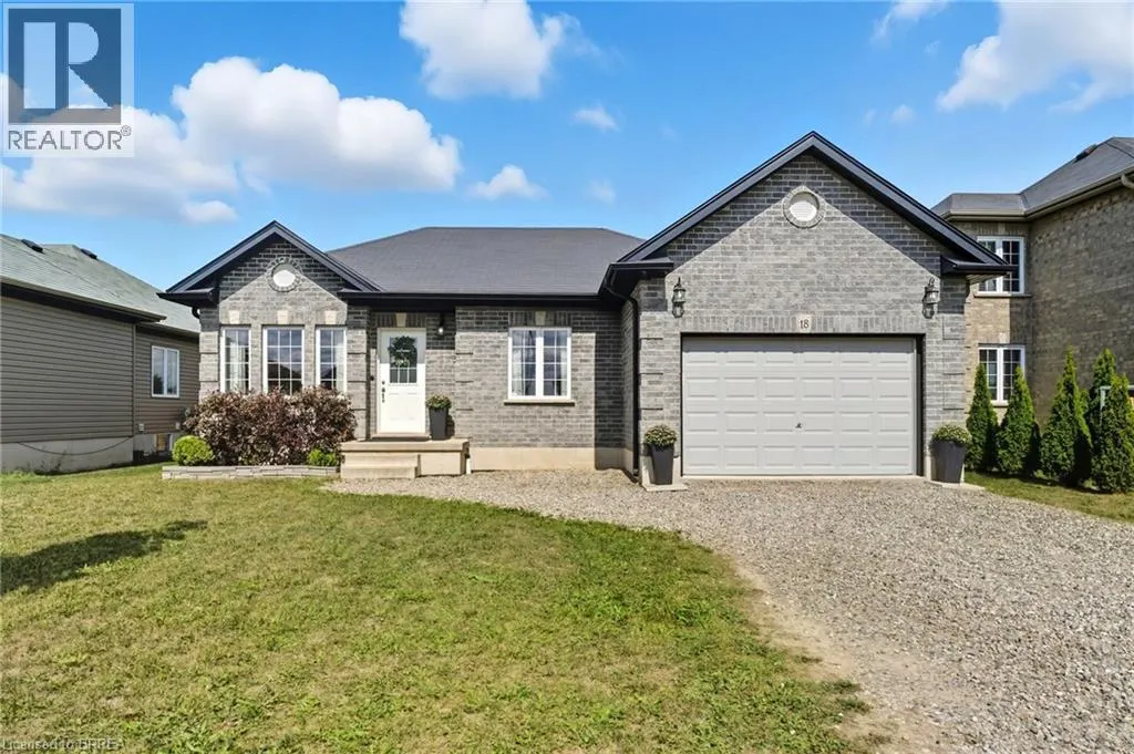18 DENNIS Drive