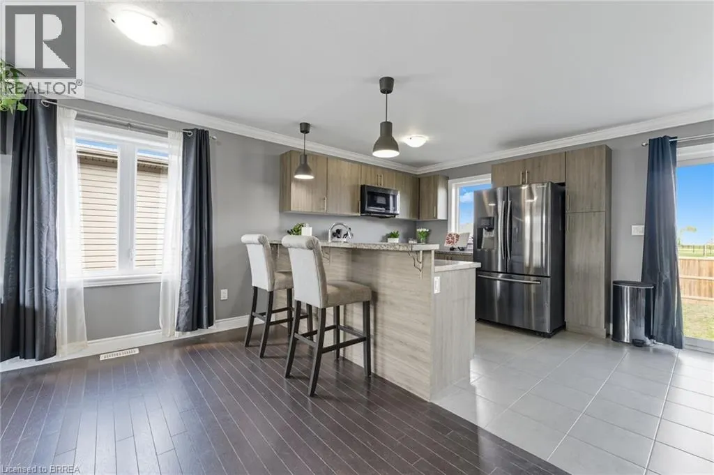 18 DENNIS Drive