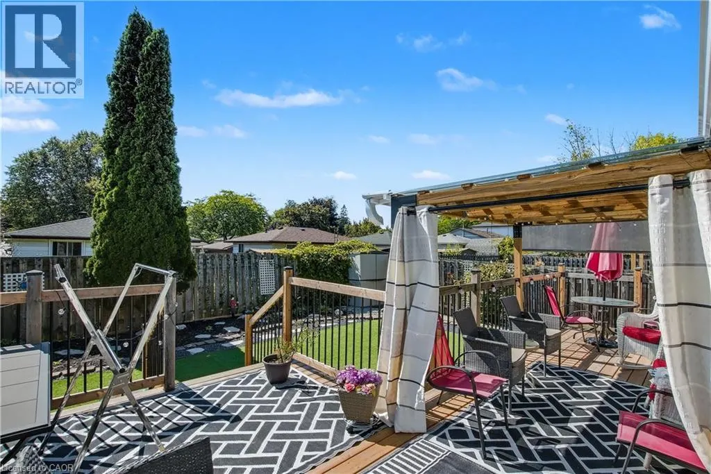 79 GARDINER Drive