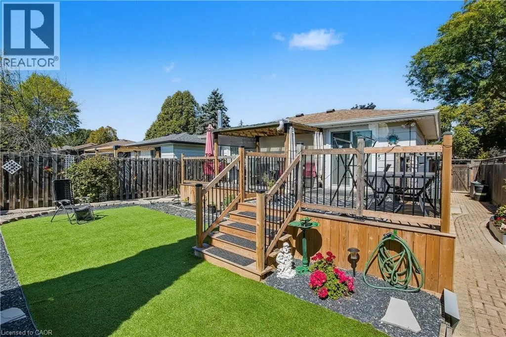 79 GARDINER Drive