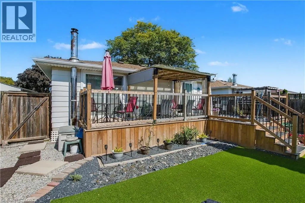 79 GARDINER Drive