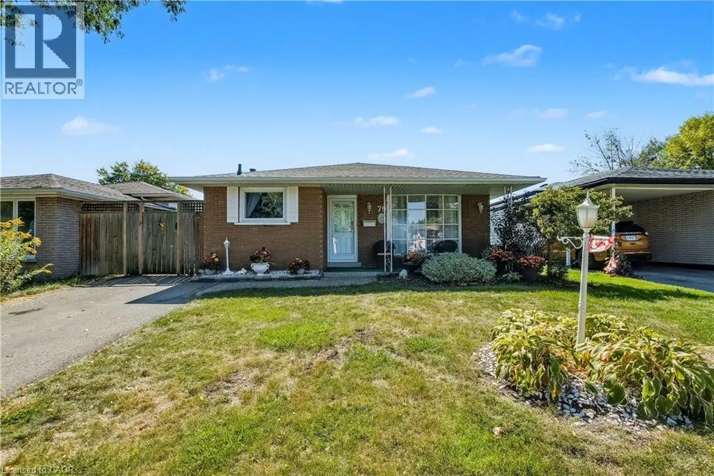 79 GARDINER Drive