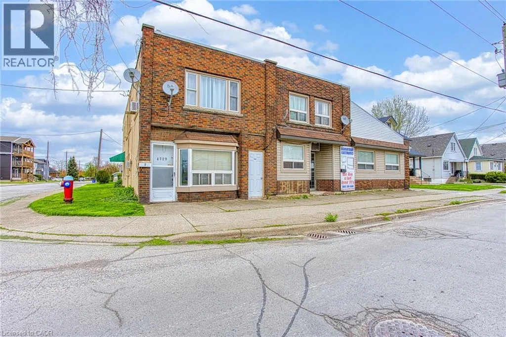 4727-4729 FERGUSON Street
