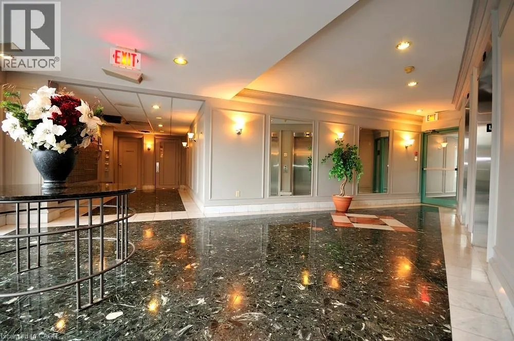 55 BLUE SPRINGS Drive Unit# 207, #207
