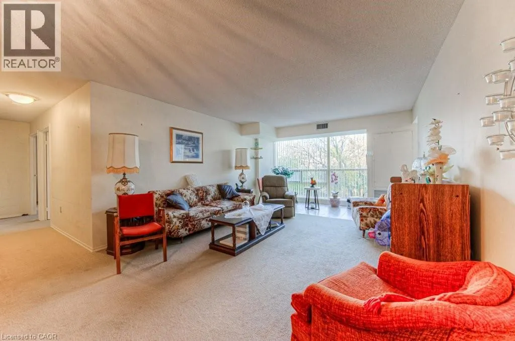 55 BLUE SPRINGS Drive Unit# 207, #207