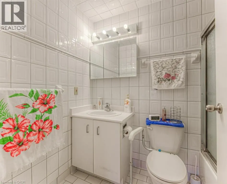 55 BLUE SPRINGS Drive Unit# 207, #207