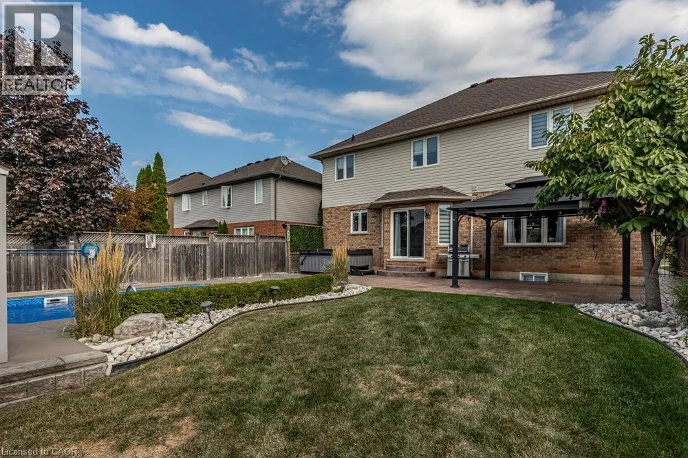 78 SILVERLACE Circle