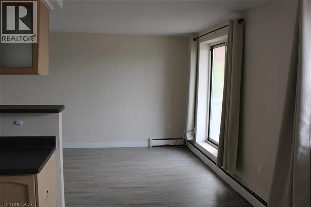 851 QUEENSTON Road Unit# 204, #204
