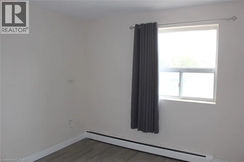 851 QUEENSTON Road Unit# 204, #204