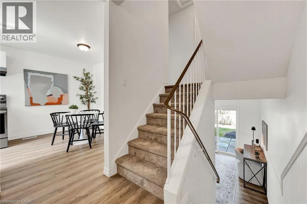 314 BLUEVALE Street N Unit# A, #A