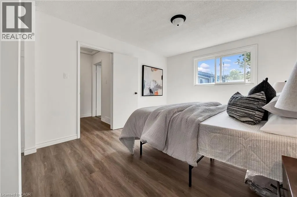 314 BLUEVALE Street N Unit# A, #A